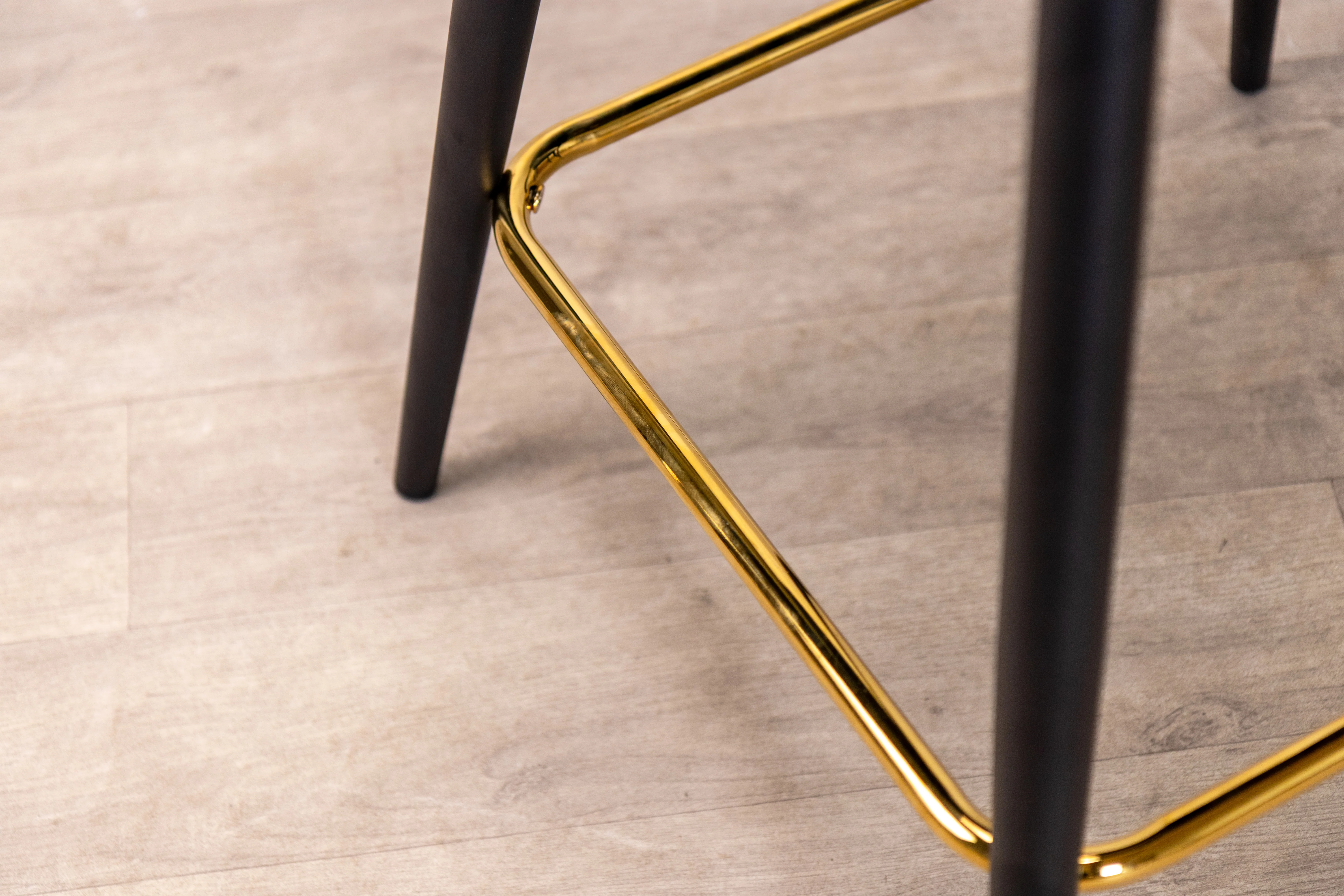 Rosette Button Back Bar Stools - SECONDS ITEM - Image 8