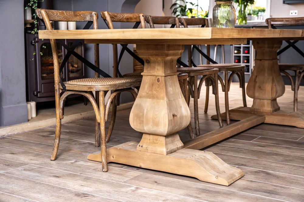 Saxton Large Pine Kitchen Dining Table - Image 5