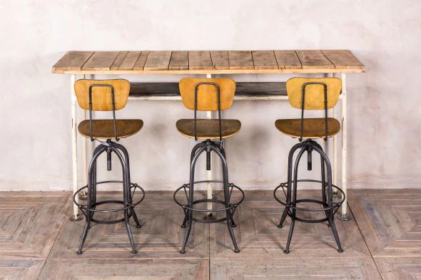 Slim Poseur Table With Shelf - Image 9