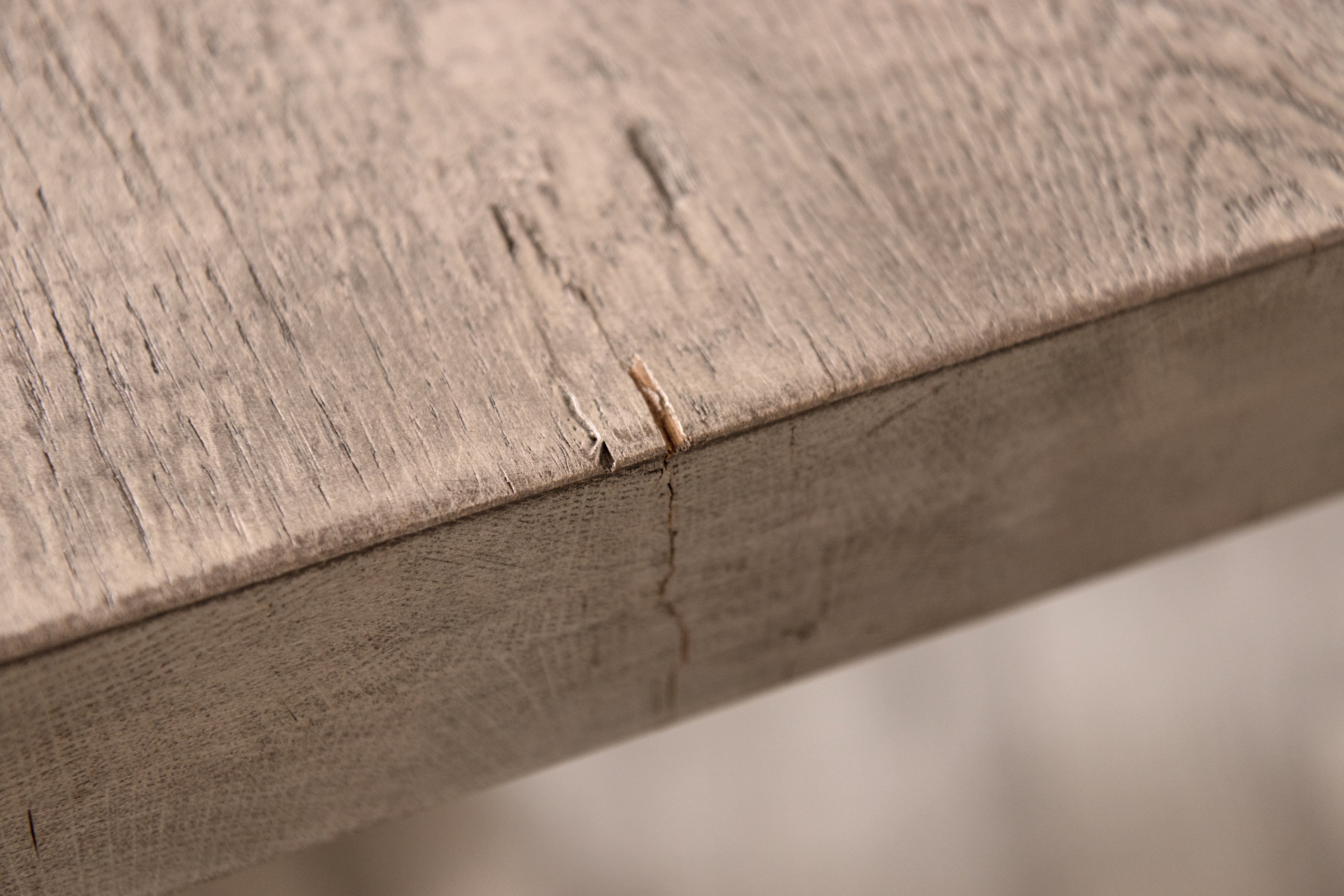 Tavistock Oak Dining Table - SECONDS ITEM - Image 19