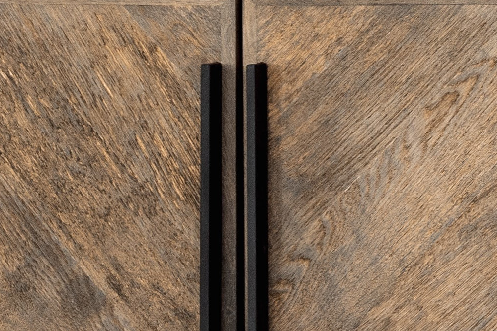 Tiverton Oak Sideboard Range - Image 9