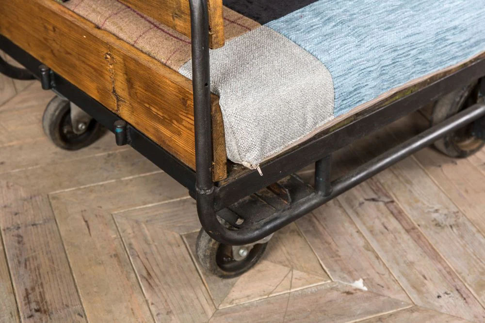 Trolley Sofa - Image 8