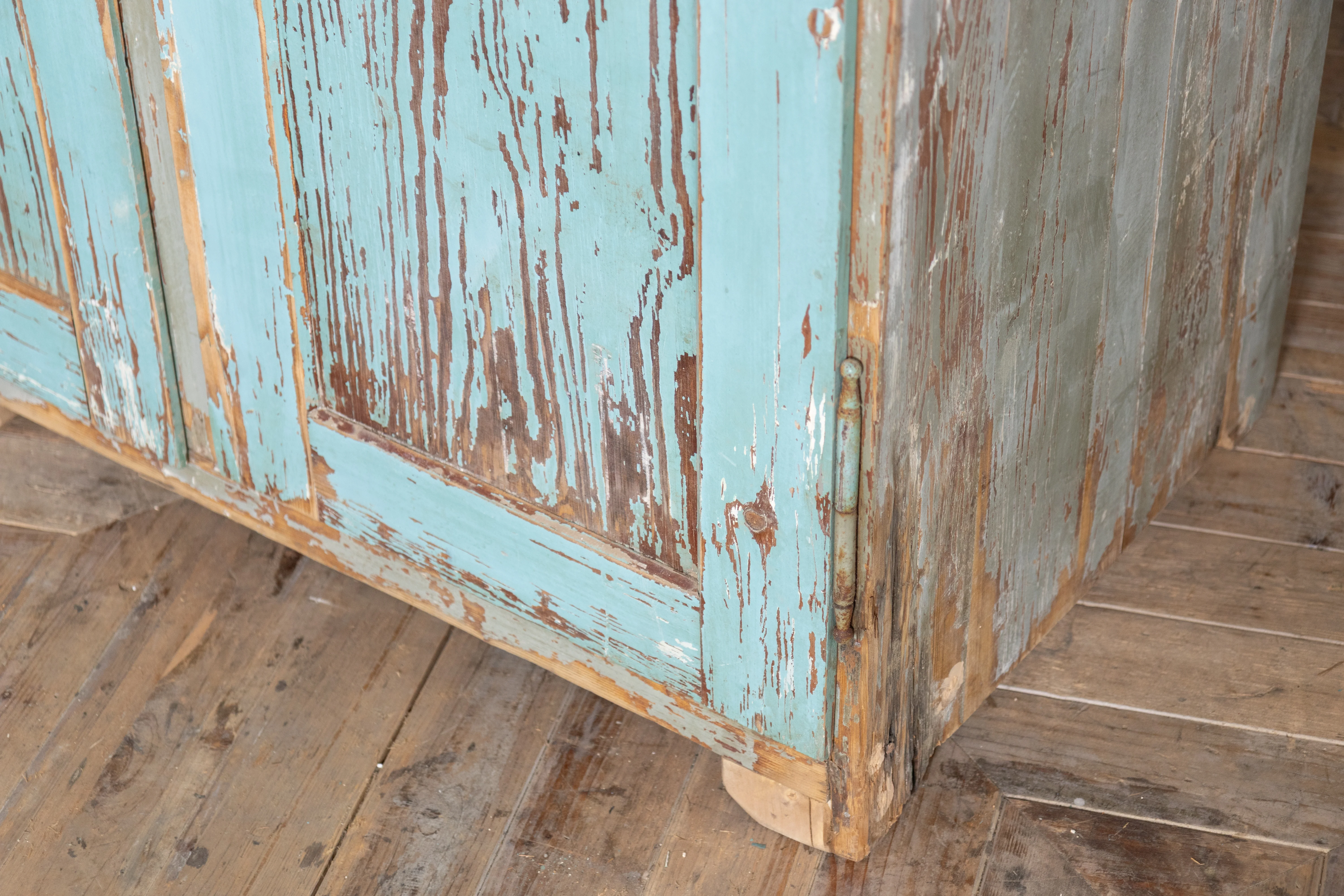 Two Door Distressed Look Timber Lockers - Image 11