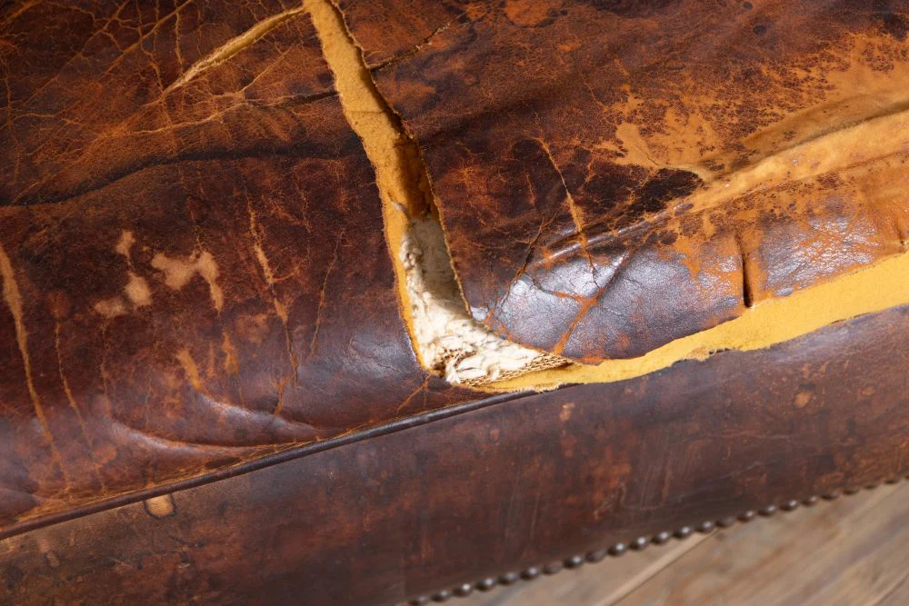 Victorian Leather Chesterfield Sofa - Image 4