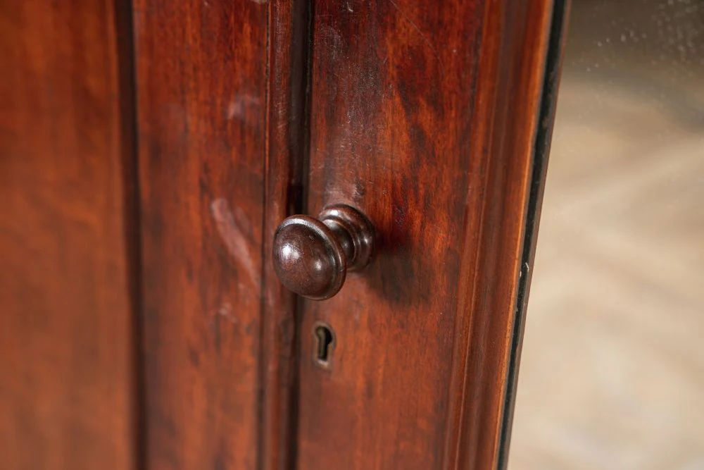 Victorian Mahogany Triple Wardrobe - Image 9