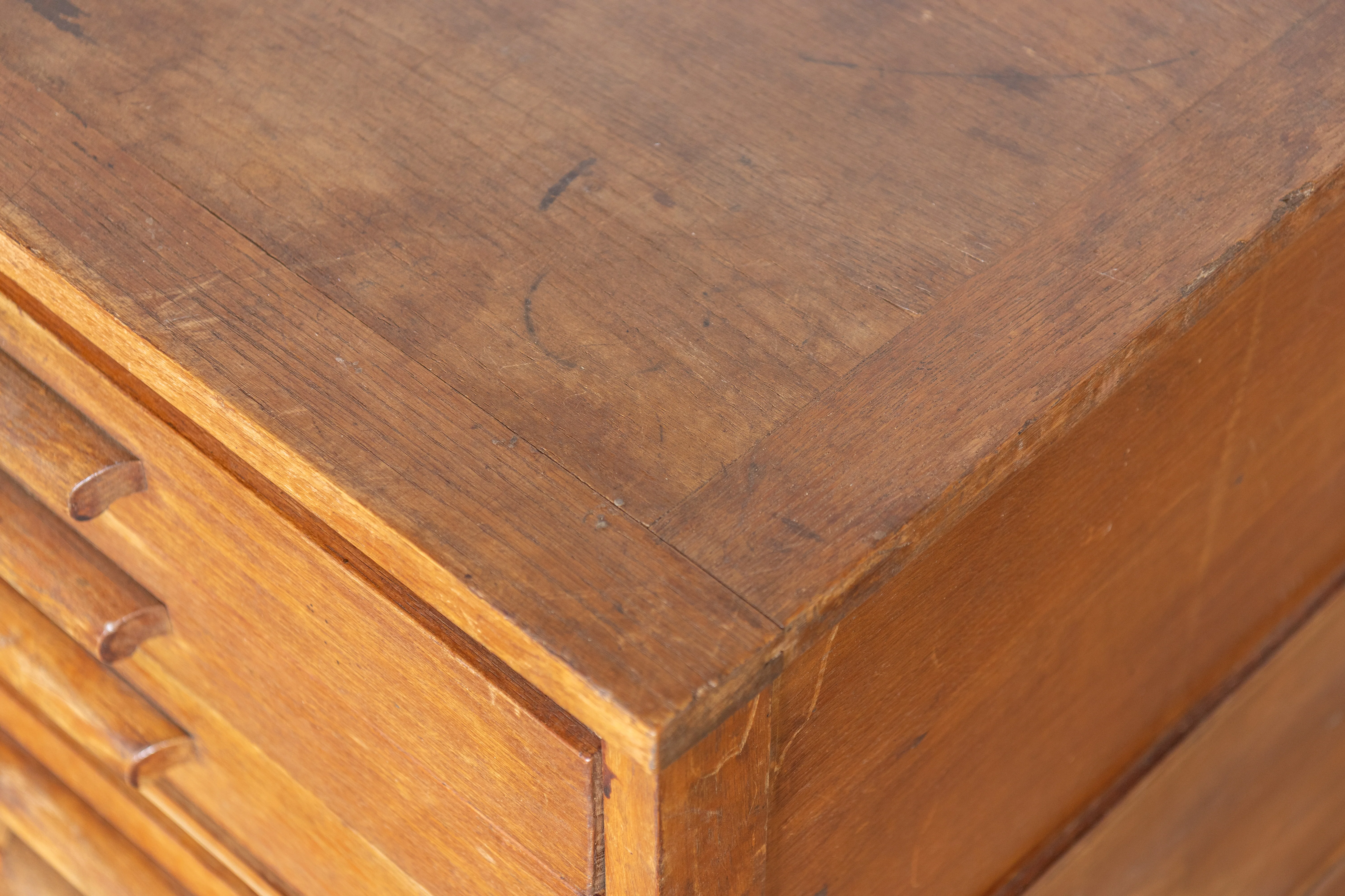 Vintage 1920's Three Tiered Oak Plan Chest - Image 6