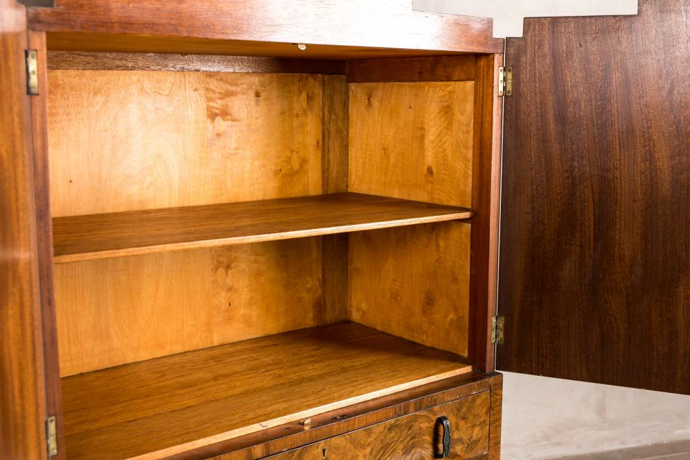 Vintage Art Deco Bedroom Suite - Image 35