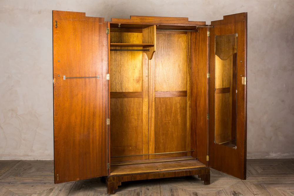 Vintage Art Deco Bedroom Suite - Image 45