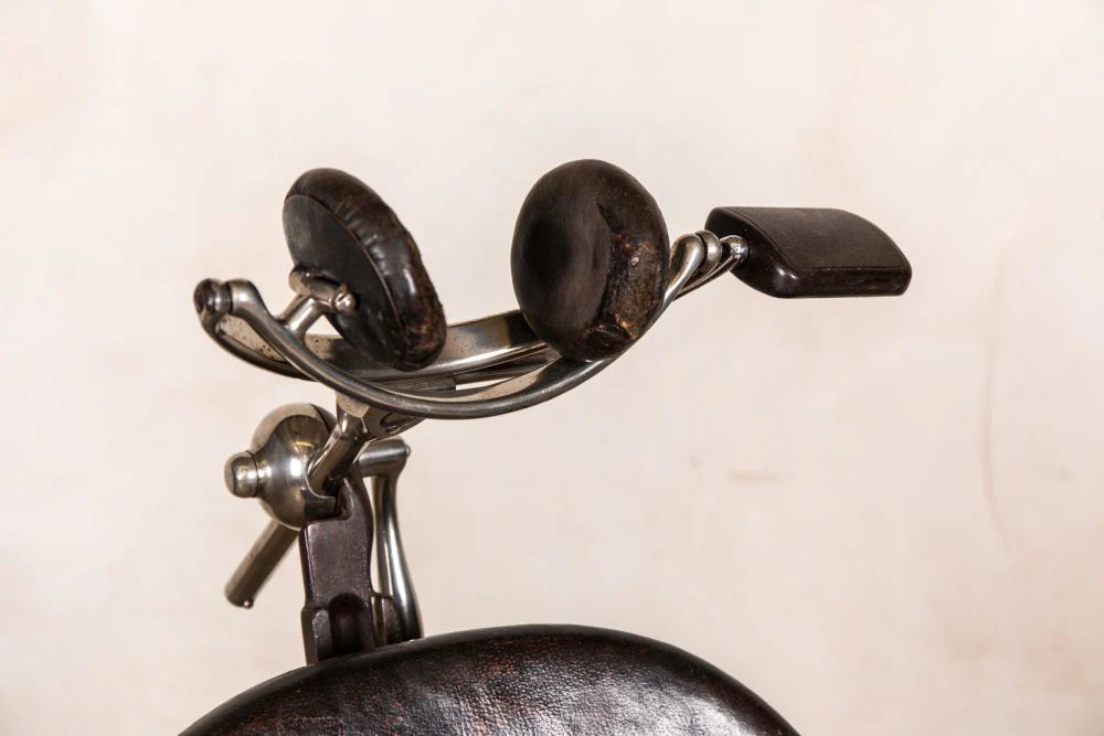 Vintage Dental Chair - Image 4