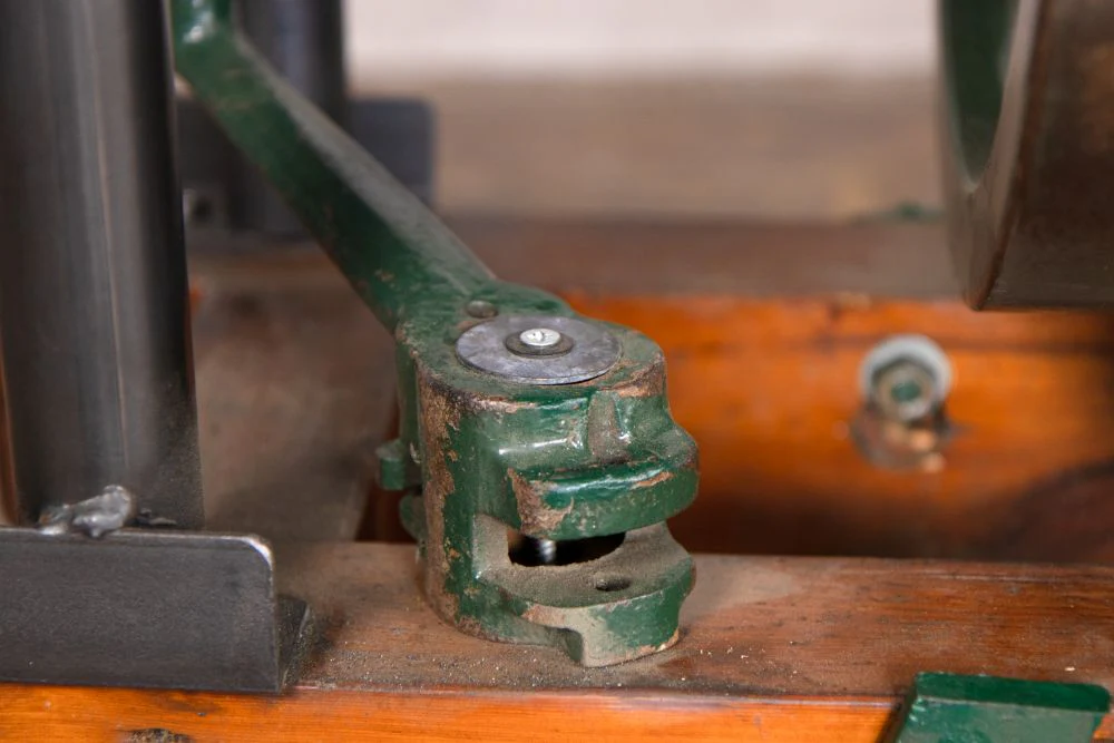Vintage Lister Engine Bar Table - Image 8