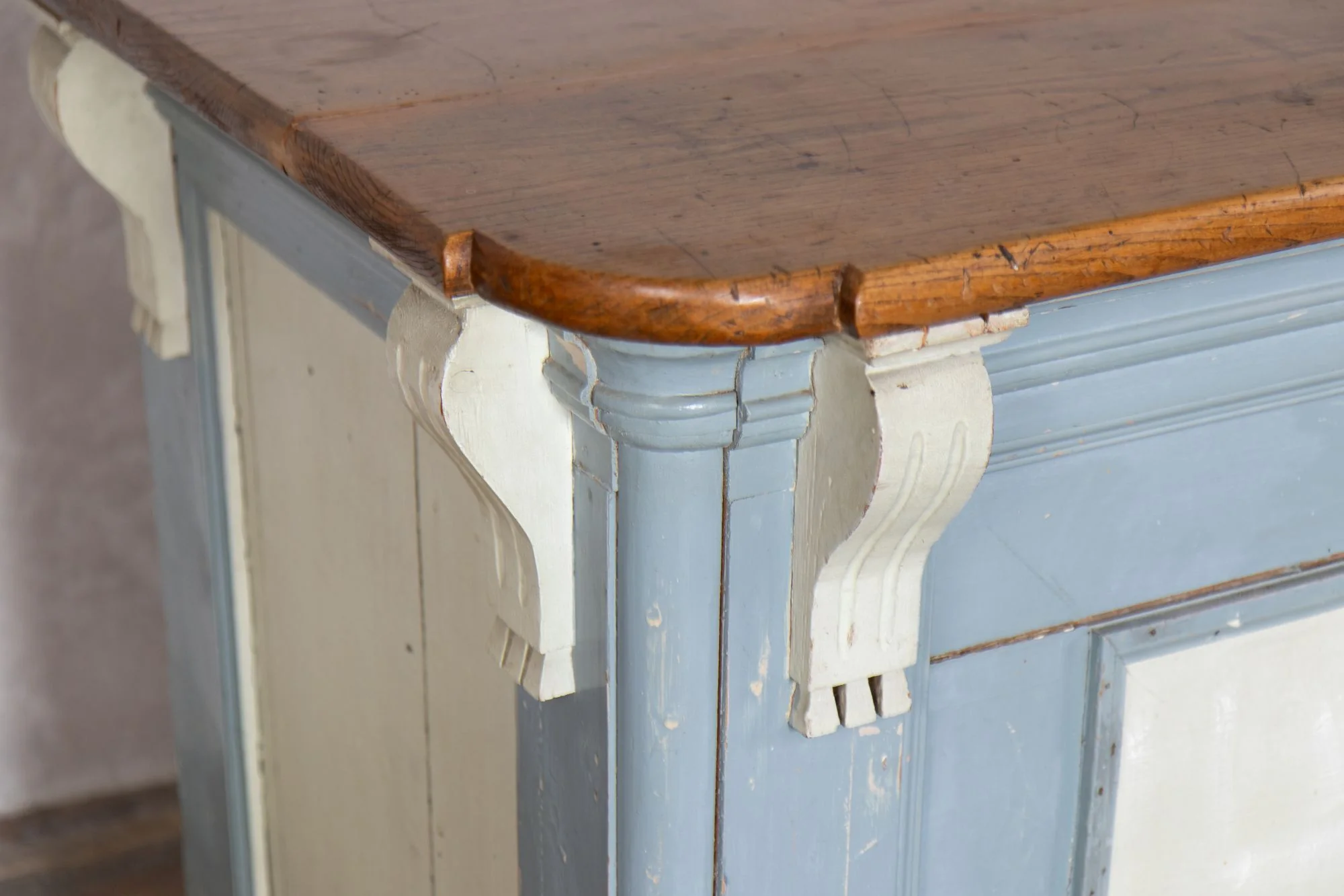 Vintage Kitchen Counter Island - Image 7