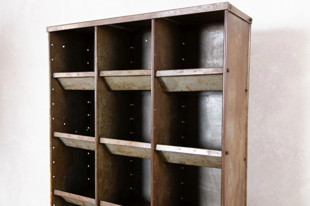 Industrial Pigeonhole Storage Unit - Image 11