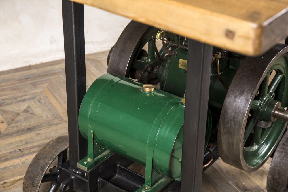 Vintage Stationary Engine Table - Image 11