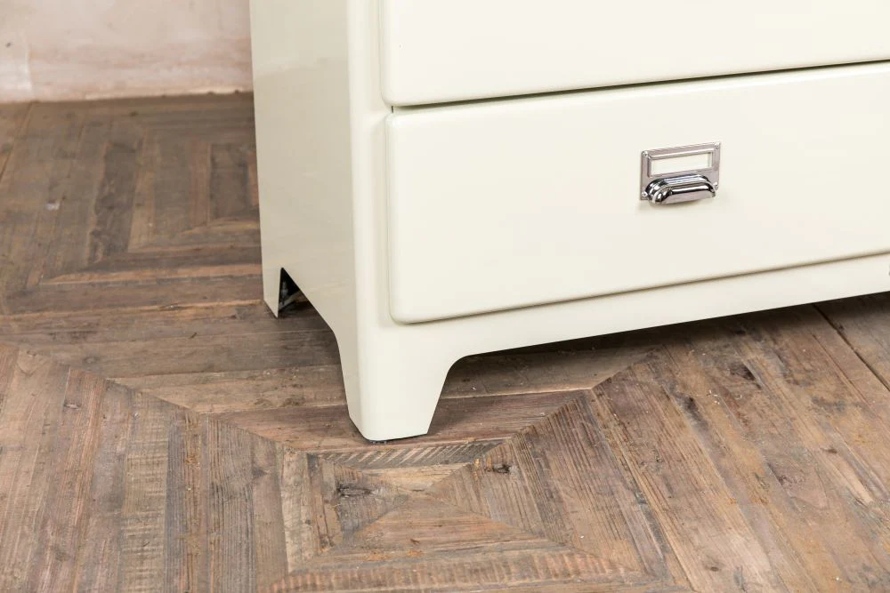 Vintage Style Chest of Drawers - Image 11