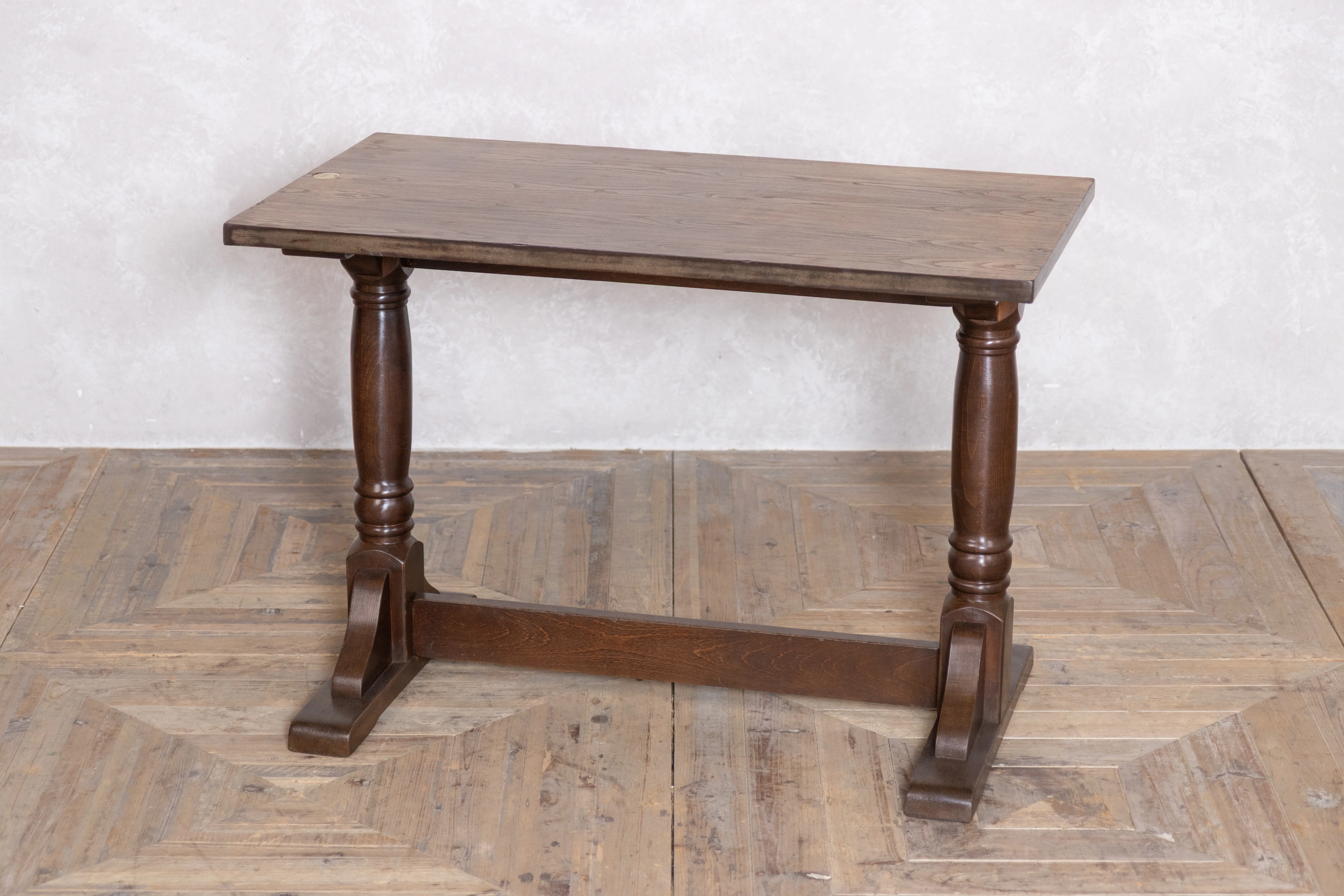 Wooden Bar and Pub Tables with Classic Designs - Image 32