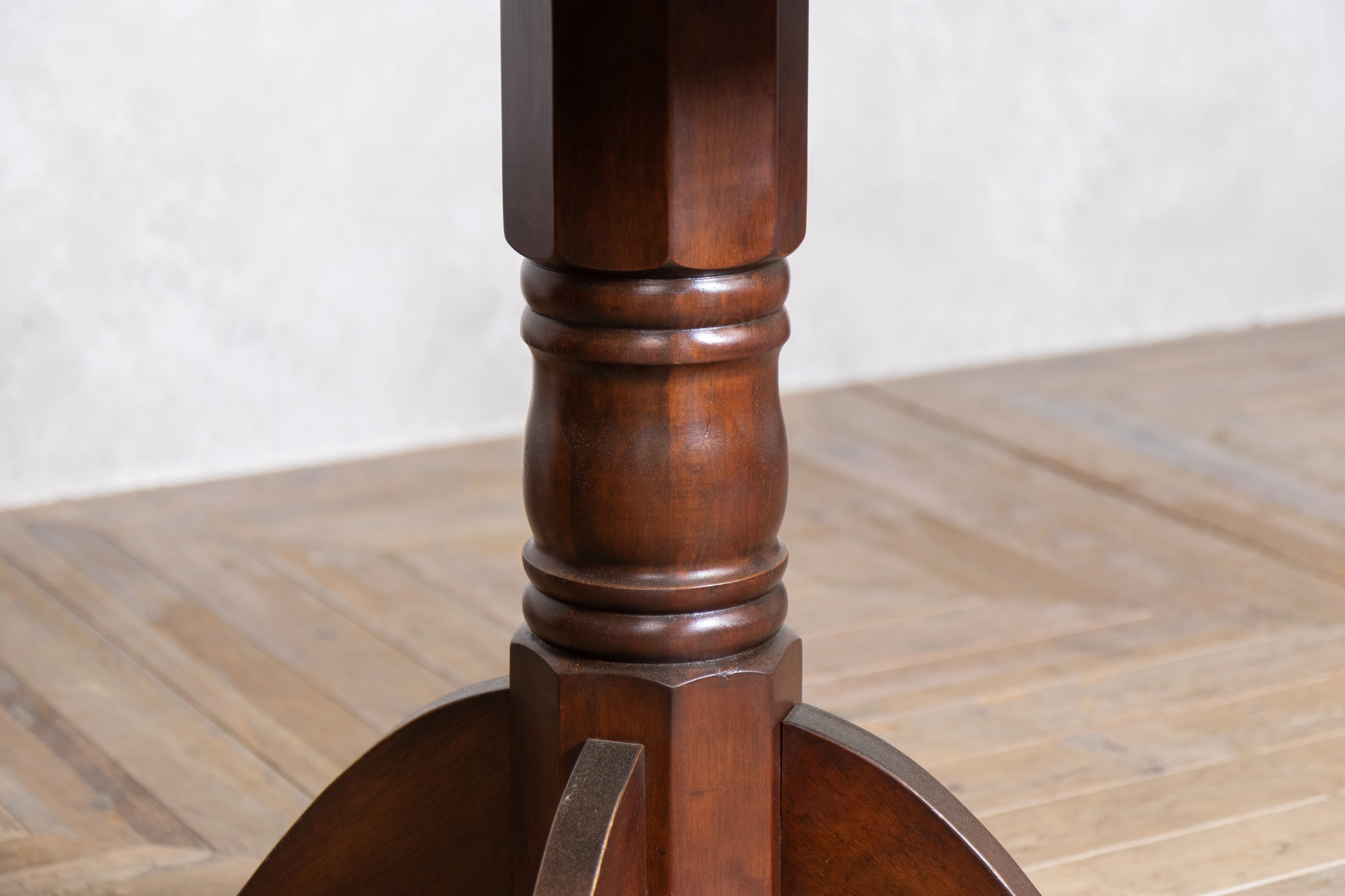 Wooden Bar and Pub Tables with Classic Designs - Image 74
